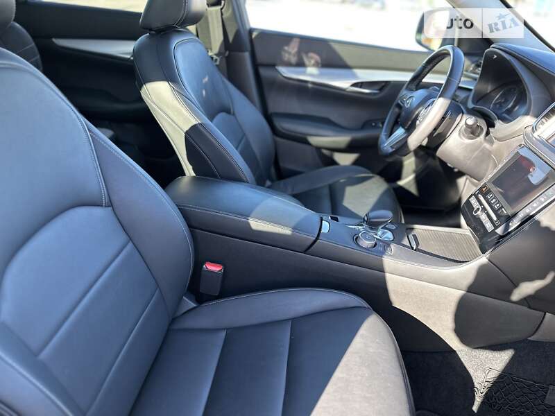 Позашляховик / Кросовер Infiniti QX50 2020 в Житомирі