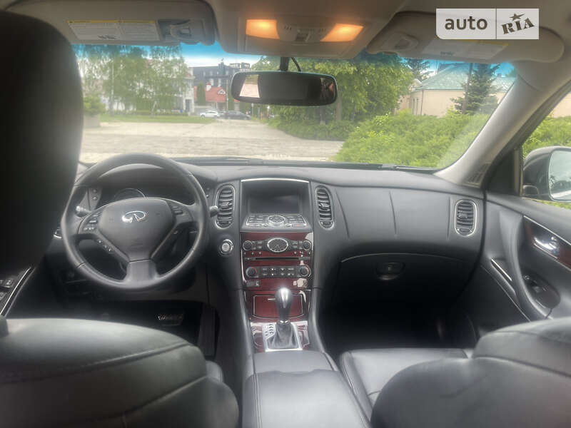 Внедорожник / Кроссовер Infiniti QX50 2017 в Белой Церкви