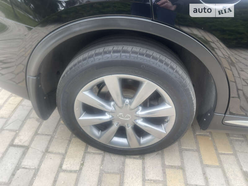 Внедорожник / Кроссовер Infiniti QX50 2017 в Белой Церкви