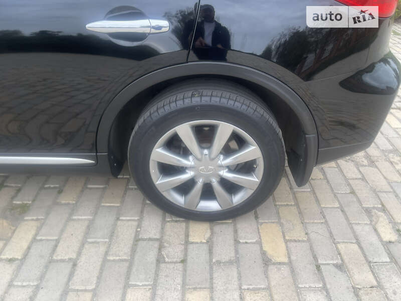 Внедорожник / Кроссовер Infiniti QX50 2017 в Белой Церкви