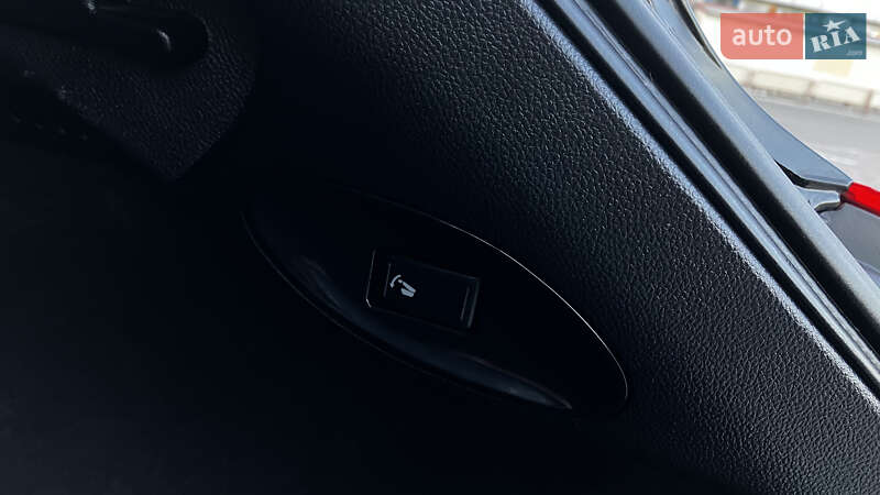 Позашляховик / Кросовер Infiniti QX50 2017 в Дніпрі фото 36 Позашляховик / Кросовер Infiniti QX50 2017 в Дніпрі