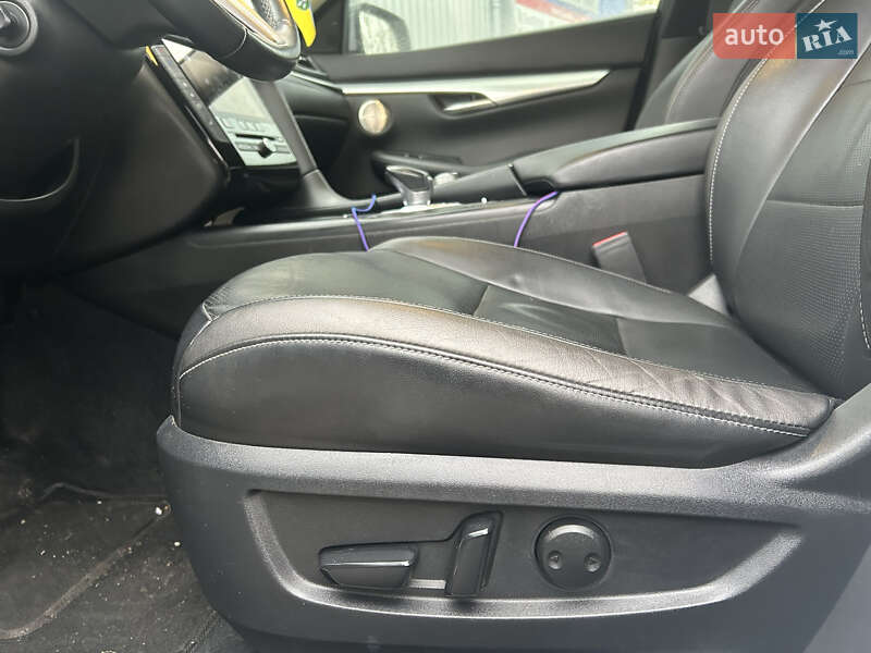 Позашляховик / Кросовер Infiniti QX50 2018 в Полтаві