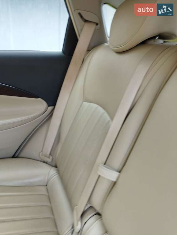 Внедорожник / Кроссовер Infiniti QX50 2017 в Киеве