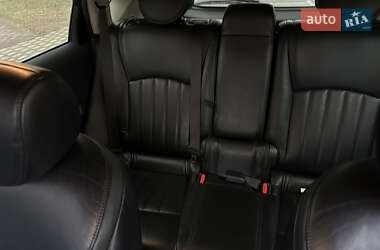 Внедорожник / Кроссовер Infiniti QX50 2015 в 