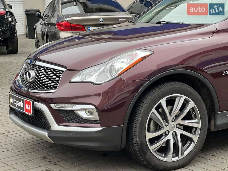 Внедорожник / Кроссовер Infiniti QX50 2016 в Одессе
