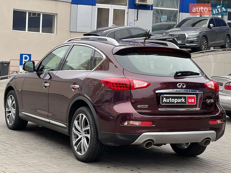Внедорожник / Кроссовер Infiniti QX50 2016 в Одессе