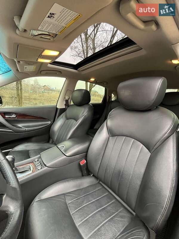 Внедорожник / Кроссовер Infiniti QX50 2017 в Полтаве фото 12 Внедорожник / Кроссовер Infiniti QX50 2017 в Полтаве