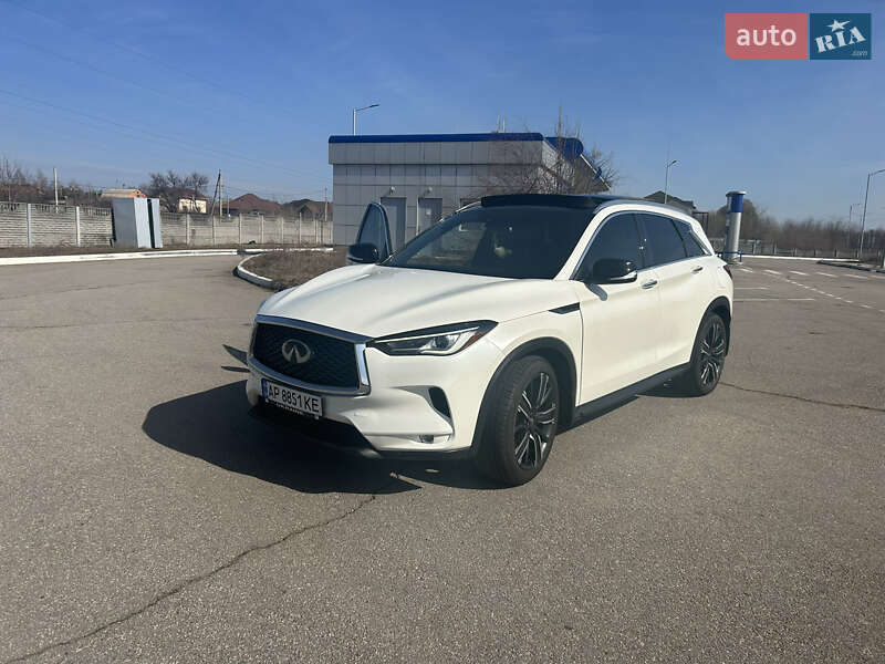 Позашляховик / Кросовер Infiniti QX50 2021 в 