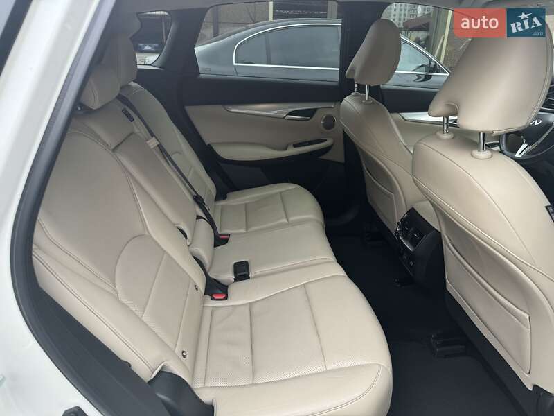 Внедорожник / Кроссовер Infiniti QX50 2018 в Одессе фото 12 Внедорожник / Кроссовер Infiniti QX50 2018 в Одессе