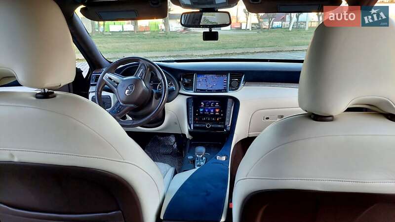 Внедорожник / Кроссовер Infiniti QX50 2018 в Бродах