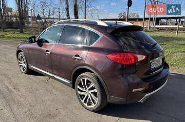 Внедорожник / Кроссовер Infiniti QX50 2017 в 