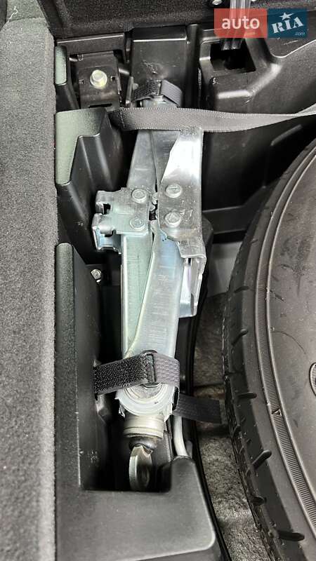 Внедорожник / Кроссовер Infiniti QX50 2017 в Киеве