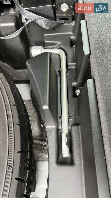 Внедорожник / Кроссовер Infiniti QX50 2017 в Киеве