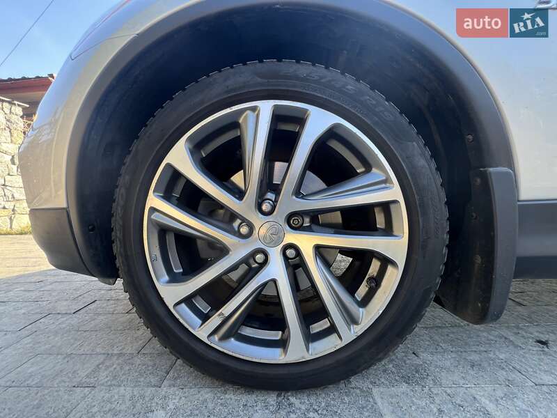 Внедорожник / Кроссовер Infiniti QX50 2017 в Киеве