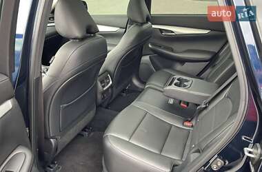 Внедорожник / Кроссовер Infiniti QX50 2019 в 