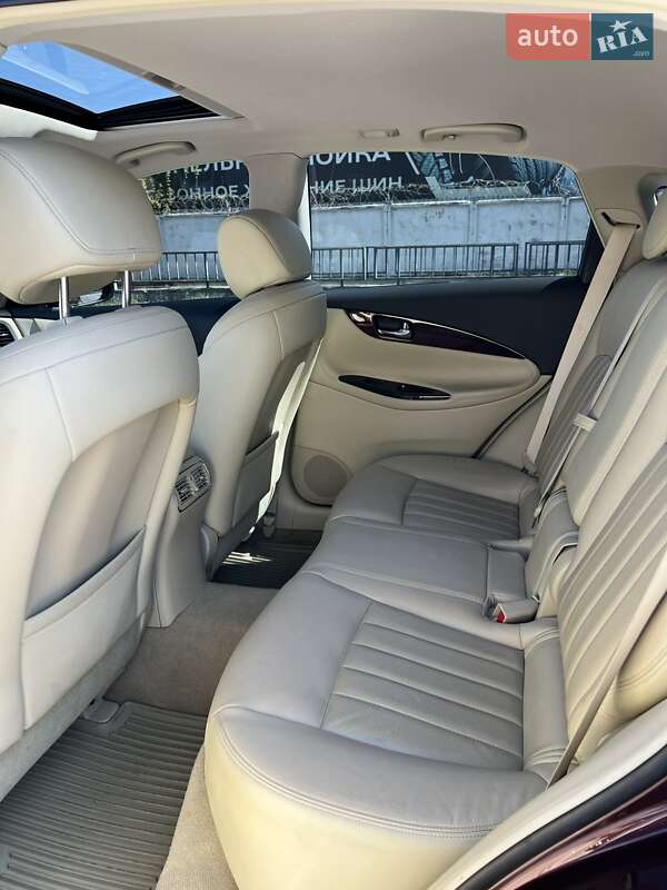 Позашляховик / Кросовер Infiniti QX50 2017 в Києві