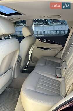 Внедорожник / Кроссовер Infiniti QX50 2017 в 