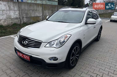 Внедорожник / Кроссовер Infiniti QX50 2015 в Ровно