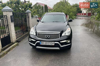 Внедорожник / Кроссовер Infiniti QX50 2016 в 