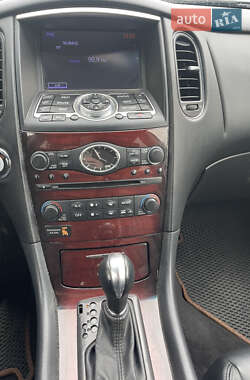 Внедорожник / Кроссовер Infiniti QX50 2016 в 