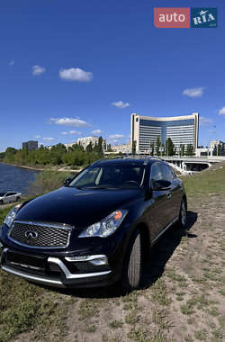 Внедорожник / Кроссовер Infiniti QX50 2016 в 