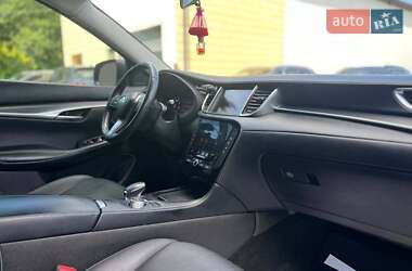Внедорожник / Кроссовер Infiniti QX50 2019 в 