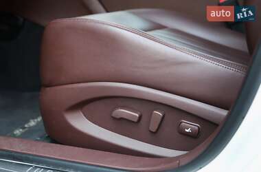 Внедорожник / Кроссовер Infiniti QX50 2017 в 