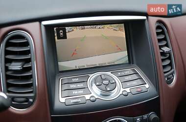 Внедорожник / Кроссовер Infiniti QX50 2017 в 