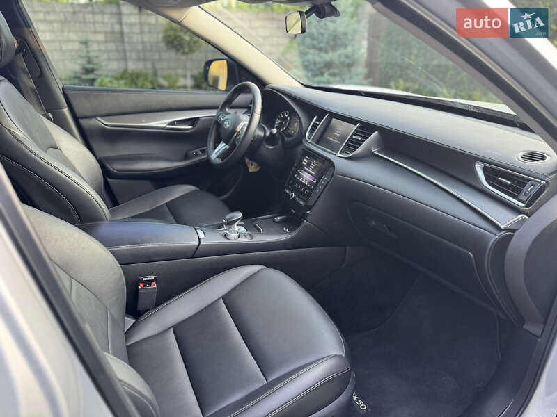 Позашляховик / Кросовер Infiniti QX50 2020 в Кам'янському