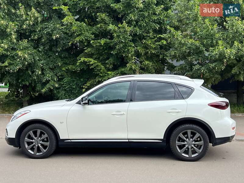 Позашляховик / Кросовер Infiniti QX50 2016 в Києві