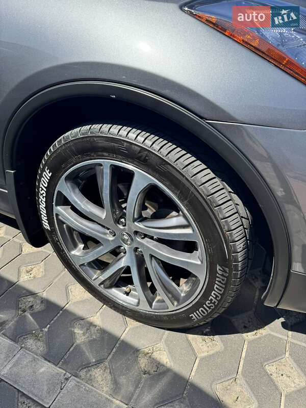 Позашляховик / Кросовер Infiniti QX50 2017 в Києві