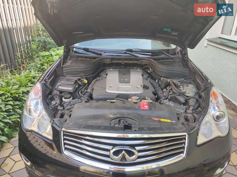 Внедорожник / Кроссовер Infiniti QX50 2013 в Киеве