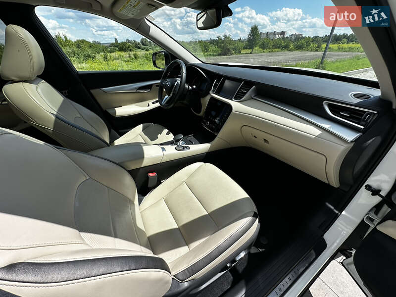 Внедорожник / Кроссовер Infiniti QX50 2019 в Киеве