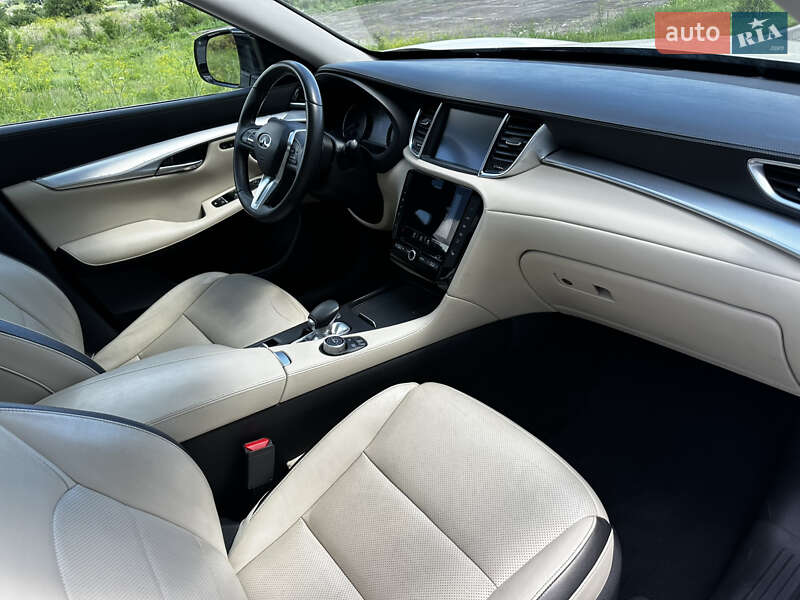 Внедорожник / Кроссовер Infiniti QX50 2019 в Киеве