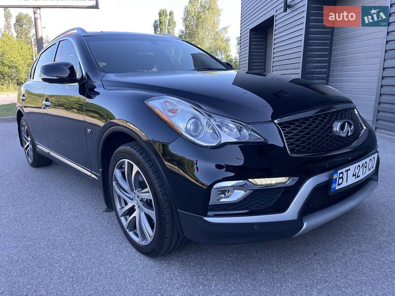 Позашляховик / Кросовер Infiniti QX50 2016 в Харкові