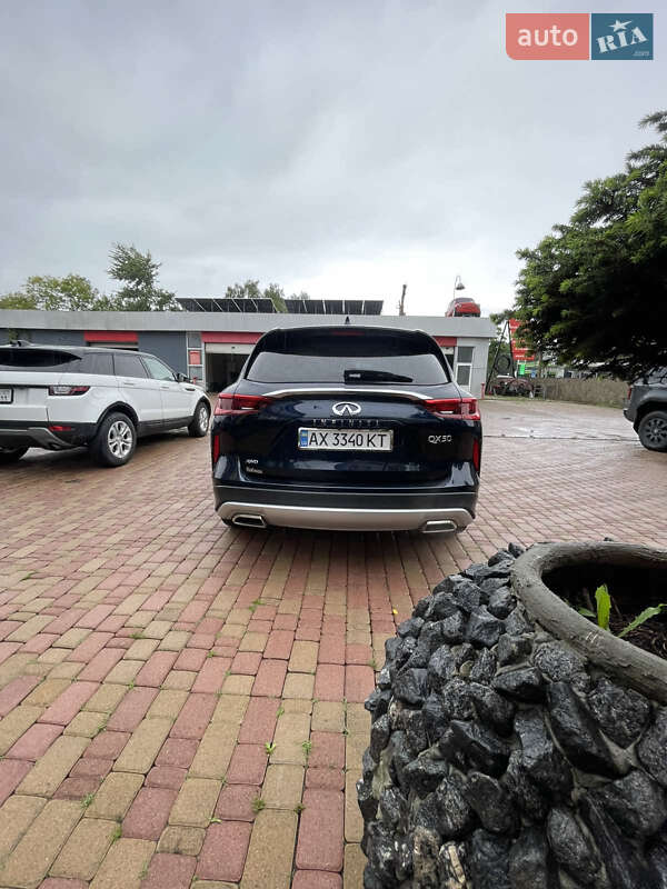 Внедорожник / Кроссовер Infiniti QX50 2019 в Коростене