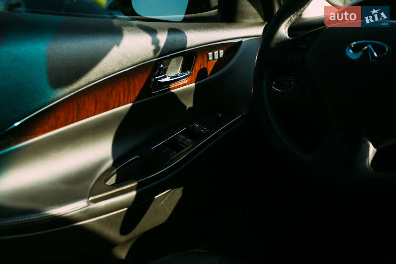 Внедорожник / Кроссовер Infiniti QX50 2017 в Ивано-Франковске