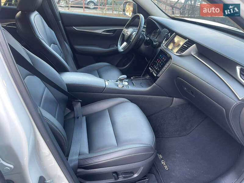 Позашляховик / Кросовер Infiniti QX50 2018 в Одесі