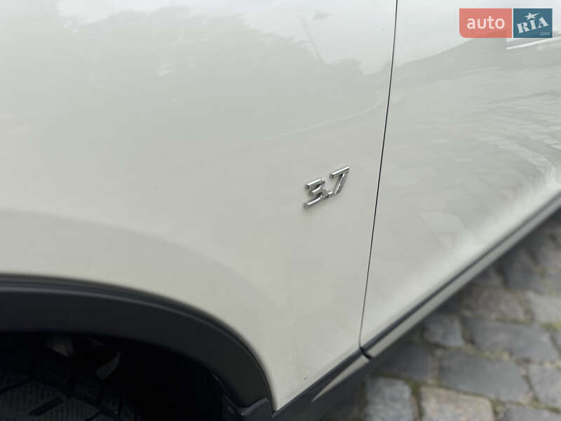 Внедорожник / Кроссовер Infiniti QX50 2017 в Жмеринке