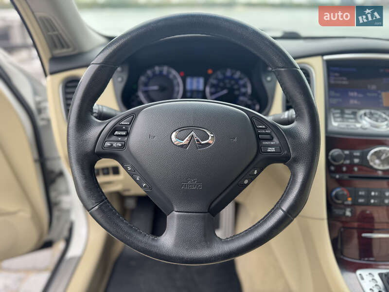 Внедорожник / Кроссовер Infiniti QX50 2017 в Жмеринке