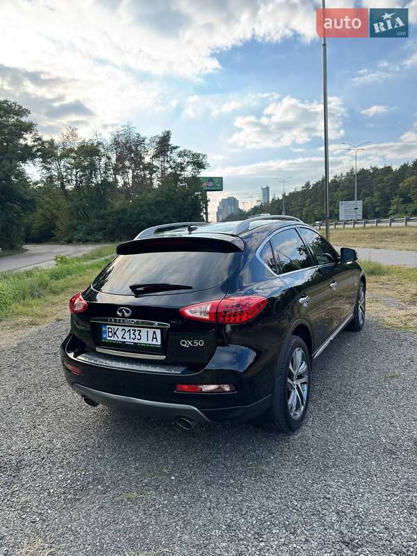Позашляховик / Кросовер Infiniti QX50 2017 в Києві