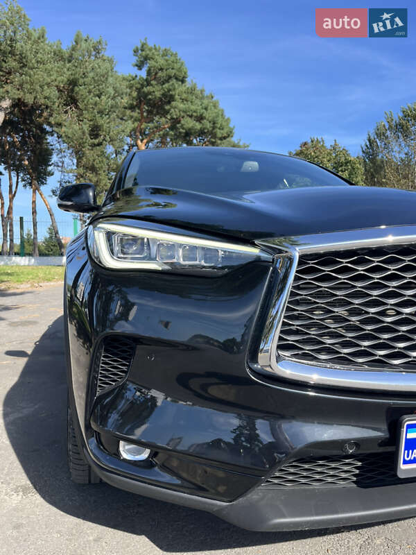 Внедорожник / Кроссовер Infiniti QX50 2019 в Вараше