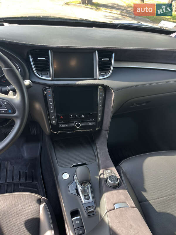 Внедорожник / Кроссовер Infiniti QX50 2019 в Вараше