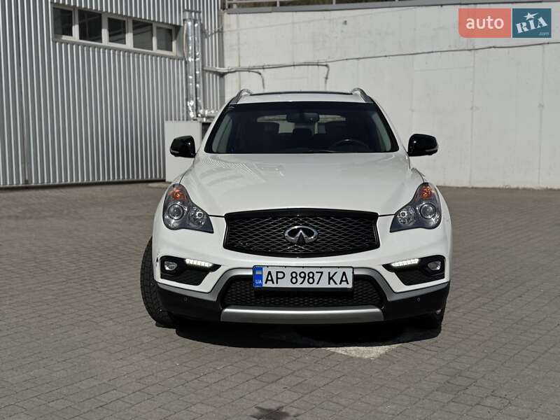 Внедорожник / Кроссовер Infiniti QX50 2016 в Запорожье