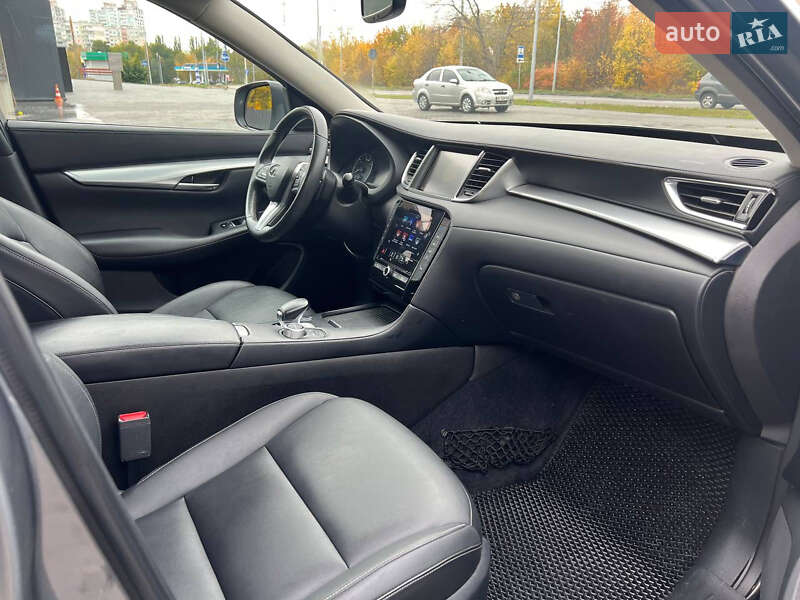 Позашляховик / Кросовер Infiniti QX50 2018 в Полтаві