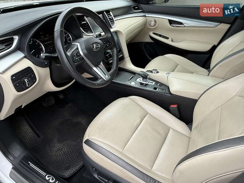 Внедорожник / Кроссовер Infiniti QX50 2018 в Киеве