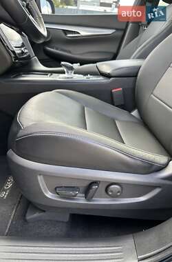 Внедорожник / Кроссовер Infiniti QX50 2019 в 