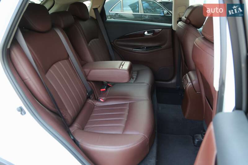 Внедорожник / Кроссовер Infiniti QX50 2017 в Киеве фото 9 Внедорожник / Кроссовер Infiniti QX50 2017 в Киеве