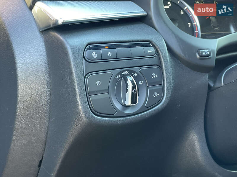 Внедорожник / Кроссовер Infiniti QX50 2019 в Киеве