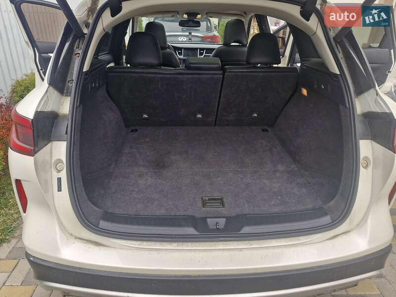 Внедорожник / Кроссовер Infiniti QX50 2018 в Кременчуге